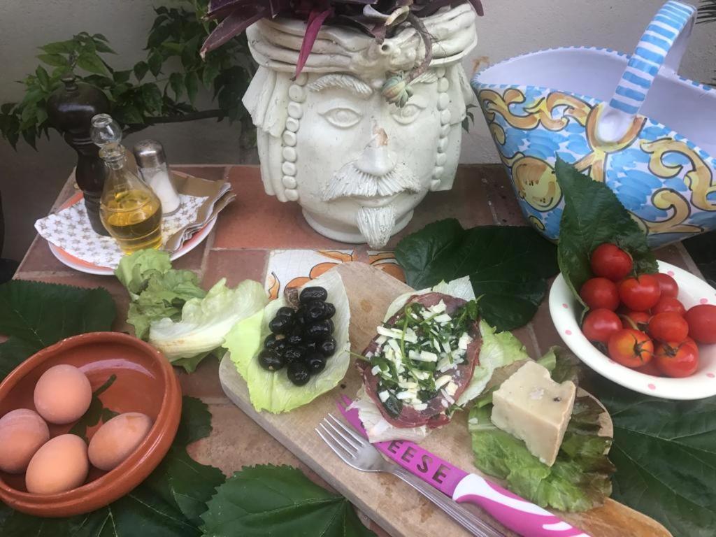 La Capanna Di Giuseppe E Maria Bed and Breakfast Taormina Exteriör bild