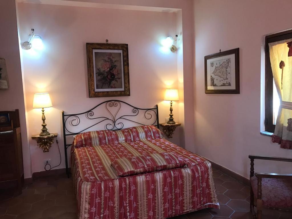 La Capanna Di Giuseppe E Maria Bed and Breakfast Taormina Exteriör bild