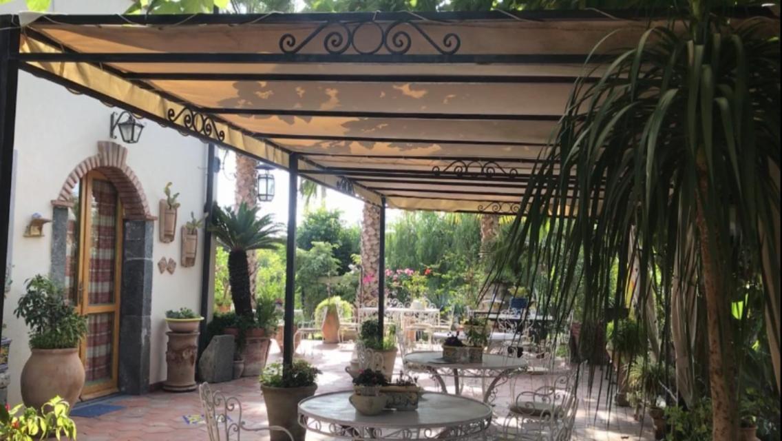 La Capanna Di Giuseppe E Maria Bed and Breakfast Taormina Exteriör bild